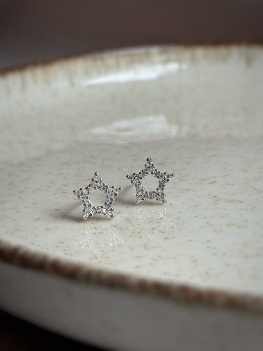 Kolczyki srebrne gwiazdki